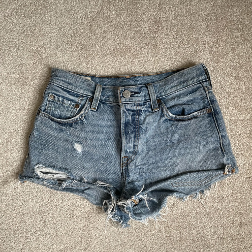 Levi’s 501 denim shorts